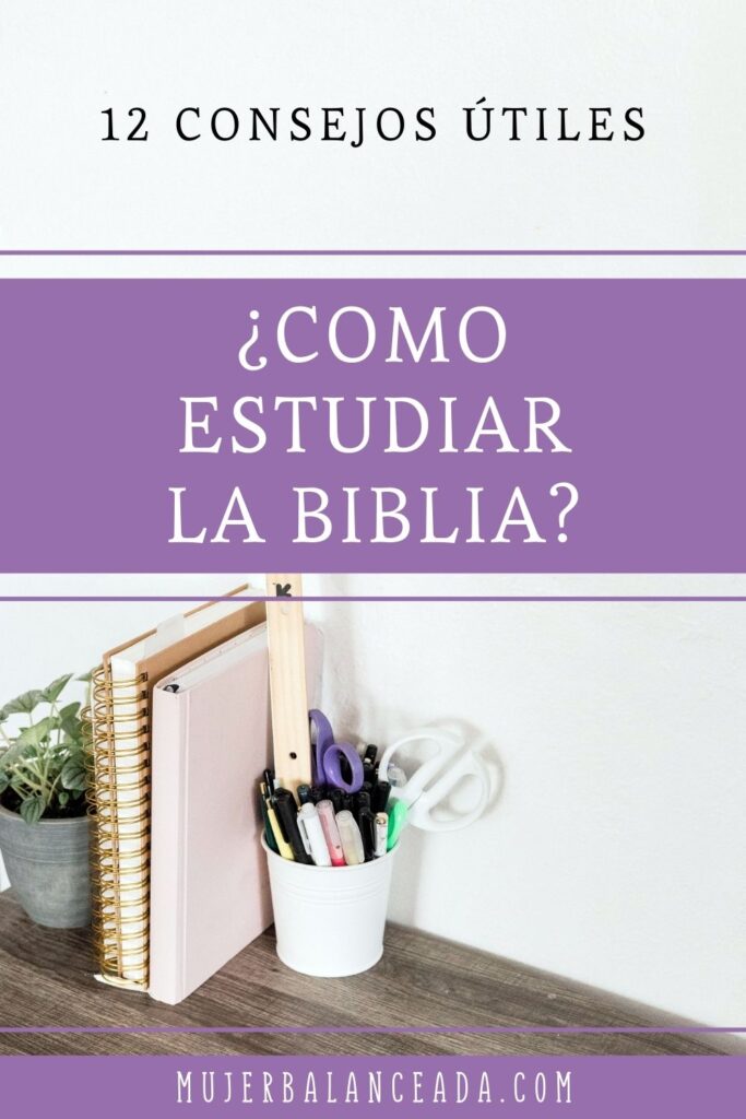 Mesa con libreta, planta y efectos escolares y el texto: ¿cómo estudiar la biblia? 